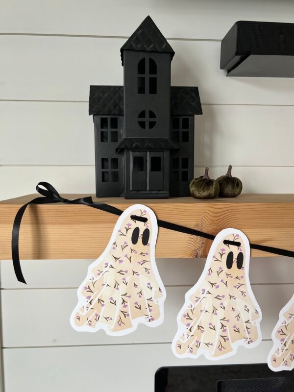 ghost2 Floral Ghost Printable Garland
