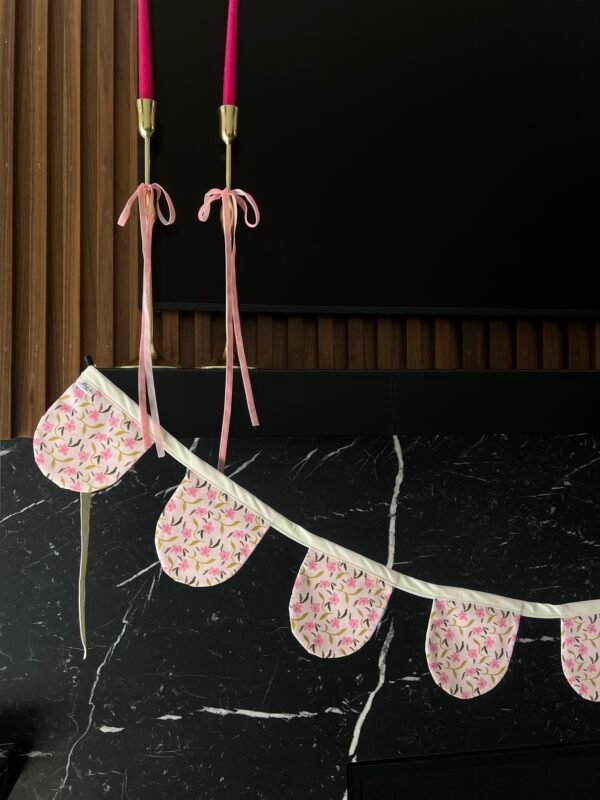 IMG_4865 Bright Floral Scalloped Indoor/Outdoor Garland